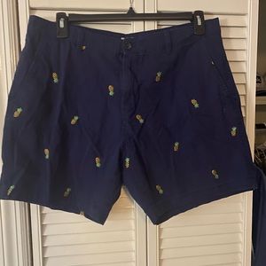 Crown & ivy Pineapple shorts